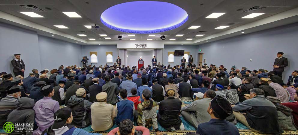 Head Of Ahmadiyya Muslim Community Opens First Purpose-built Mosque In ...